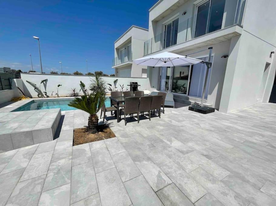 Belle Villa Contemporaine Piscine Privee Empuriabrava Exterior foto
